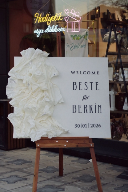 Mini Papper Dance resmi