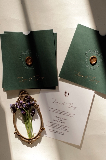 Green Luna resmi